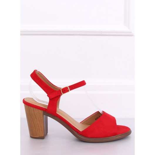 Semišové dámske sandále na leto v červenej farbe