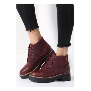 Moderné dámske topánky v bordovej farbe